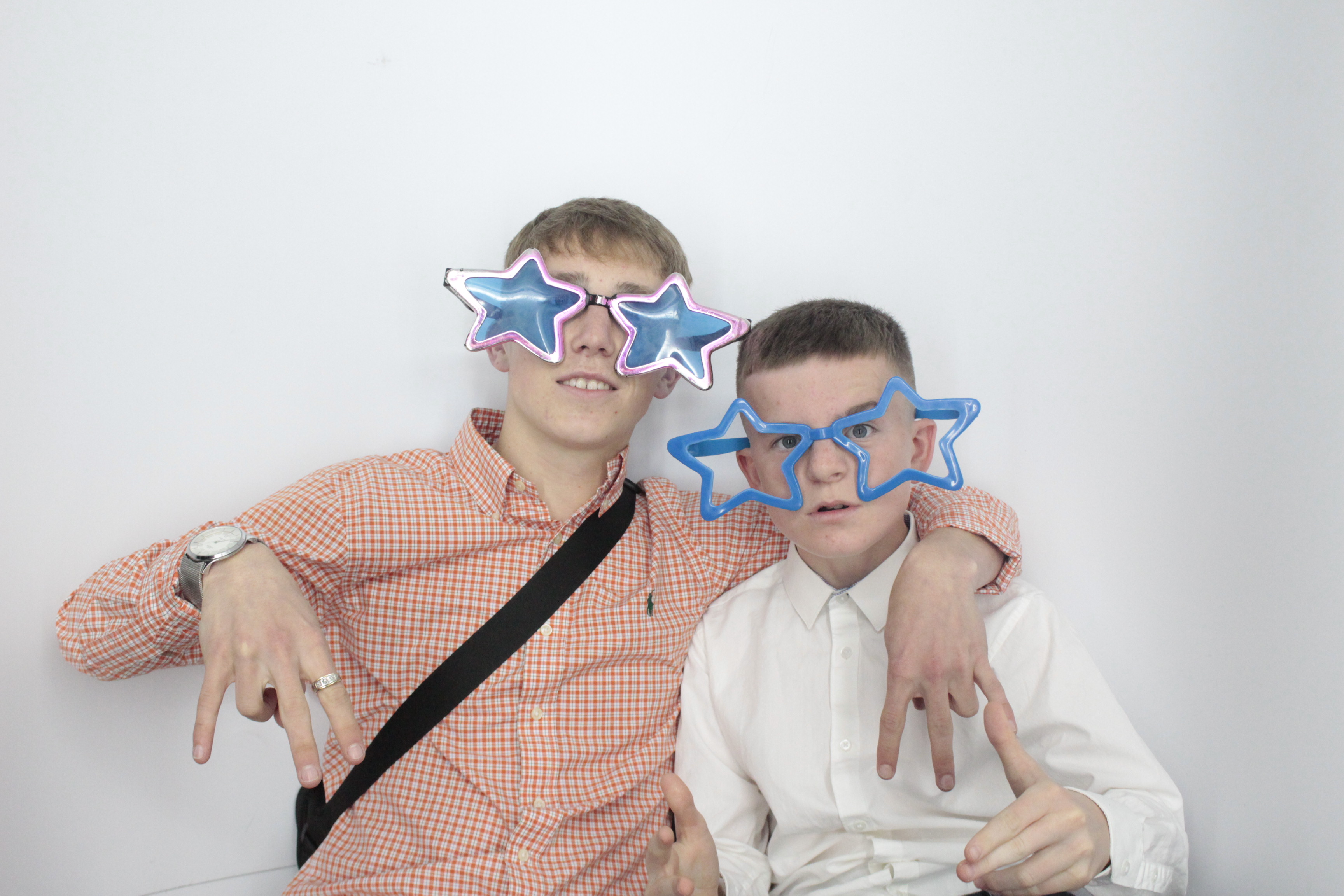 Helen & Rob | View more photos from the event at gallery.myphotoboothexperience.co.uk/u/MyPhotoBoothExperienceLtd/Helen-Rob